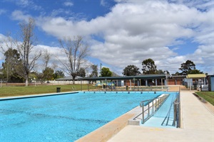 Gulgong Pool
